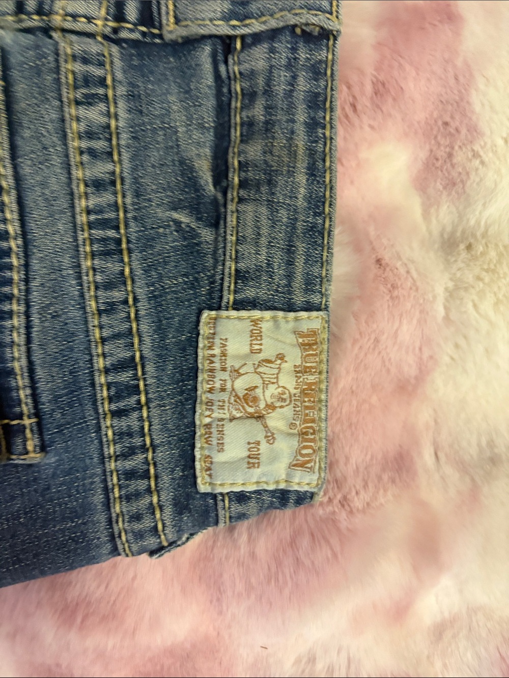 Women’s True Religion Bootcut Jeans with Embroidered Back Pockets size 26 - Picture 3 of 6
